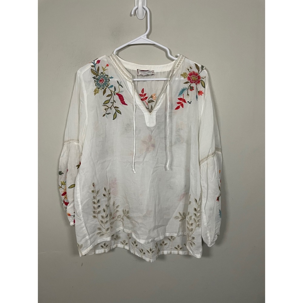 Johnny Was Workshop Floral Embroidered Peasant Blouse Size Medium Boho Whimsical
